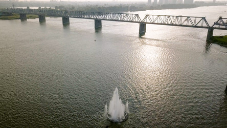 Similar image 21373343