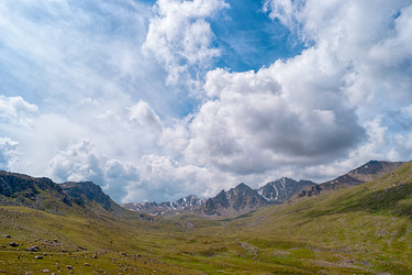 Similar image 21365341