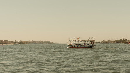 Similar image 21367393