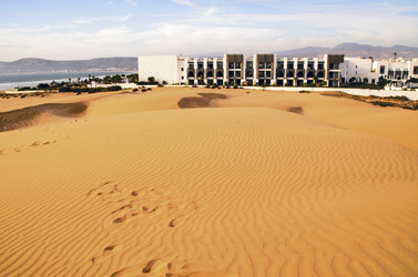 Similar image 21365725