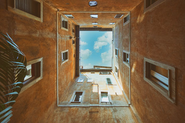 Similar image 21367915