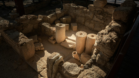 Similar image 21365760