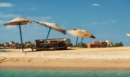 Similar image 21368016