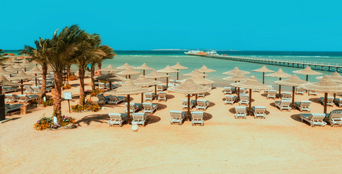 Similar image 21368257