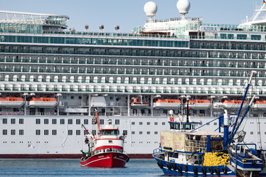 Similar image 21347116