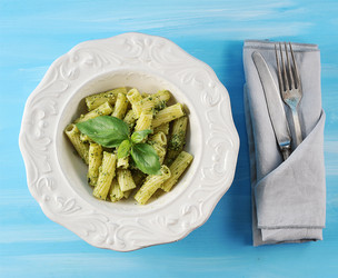 Similar image 21379107