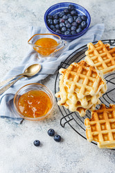 Similar image 21351220