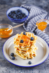 Similar image 21351226