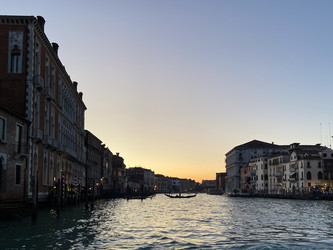 Similar image 21345907