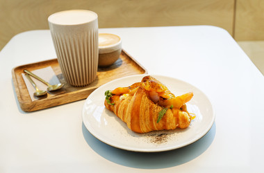 Similar image 21347459