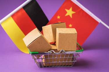 Similar image 21345631