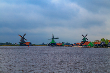 Similar image 21359696