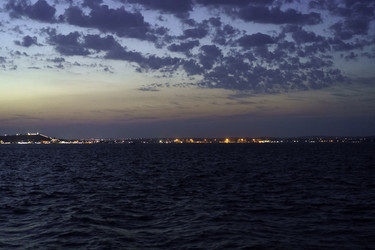 Similar image 21345640