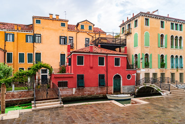 Similar image 21346402