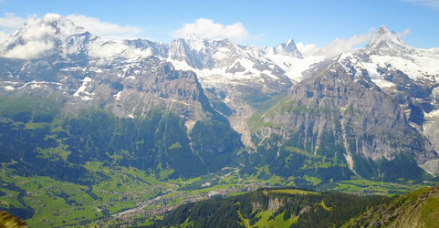 Similar image 21353858