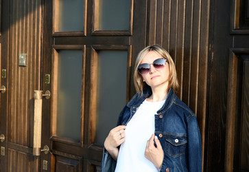 Similar image 21360952