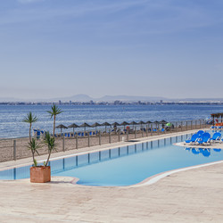 Similar image 21358373