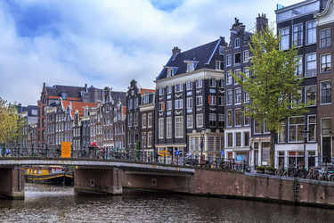 Similar image 21358408