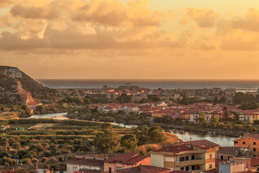 Similar image 21355993