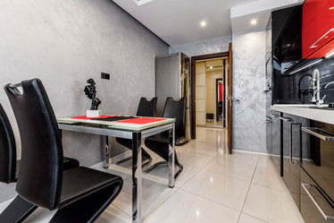 Similar image 21356343