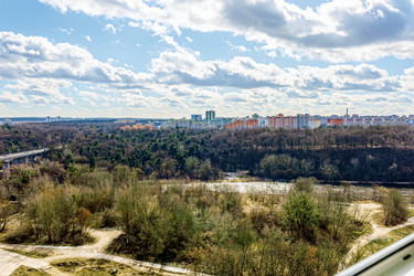 Similar image 21362275