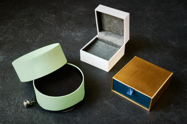 Similar image 21417610