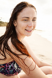 Similar image 21394880