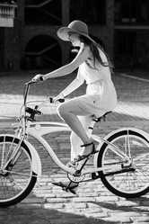 Similar image 21397993