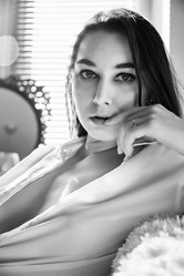 Similar image 21398180