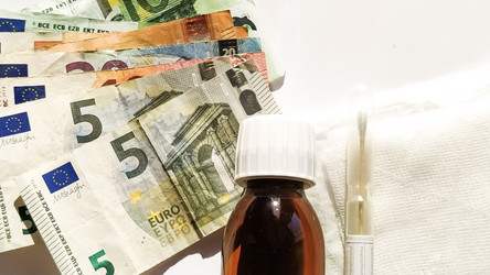 Similar image 21417340