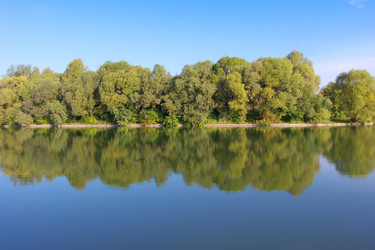 Similar image 21414679