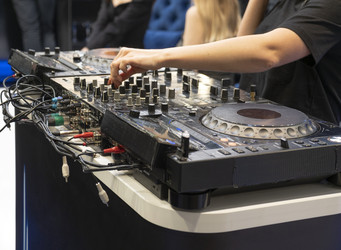 Similar image 21431388