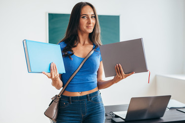 Similar image 21408044