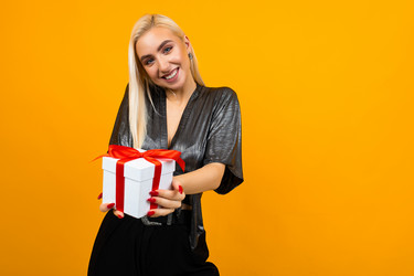 Similar image 21413740