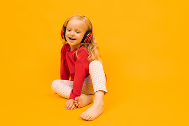 Similar image 21412390