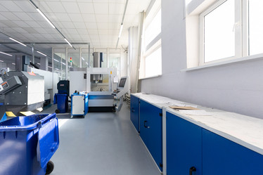 Similar image 21413291