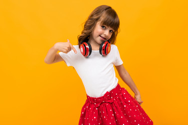 Similar image 21411183