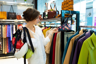 Similar image 21413932