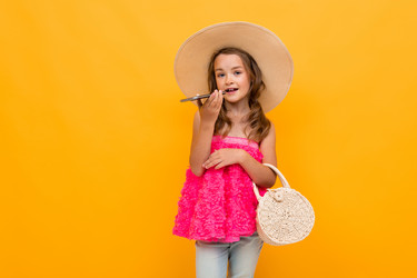 Similar image 21413537