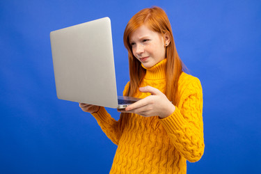 Similar image 21413601