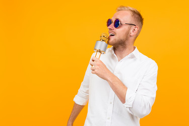 Similar image 21411906