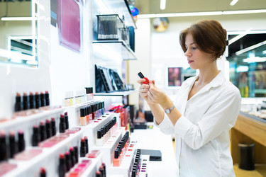 Similar image 21412537