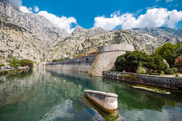 Similar image 21393419