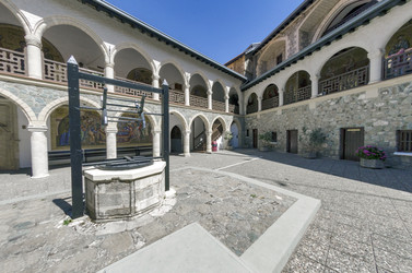 Similar image 21392940