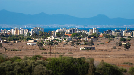 Similar image 21390041