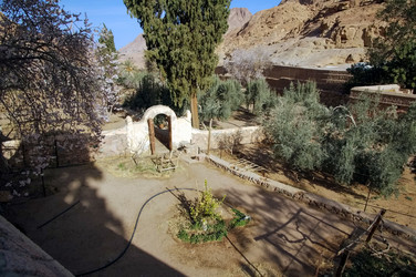 Similar image 21391855