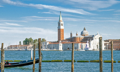 Similar image 21390151