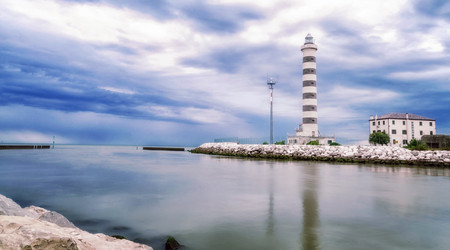 Similar image 21392637