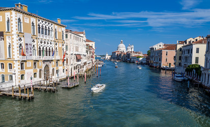 Similar image 21393313