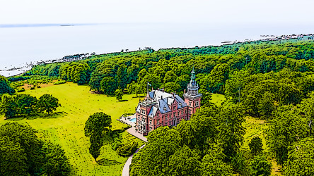 Similar image 21387608